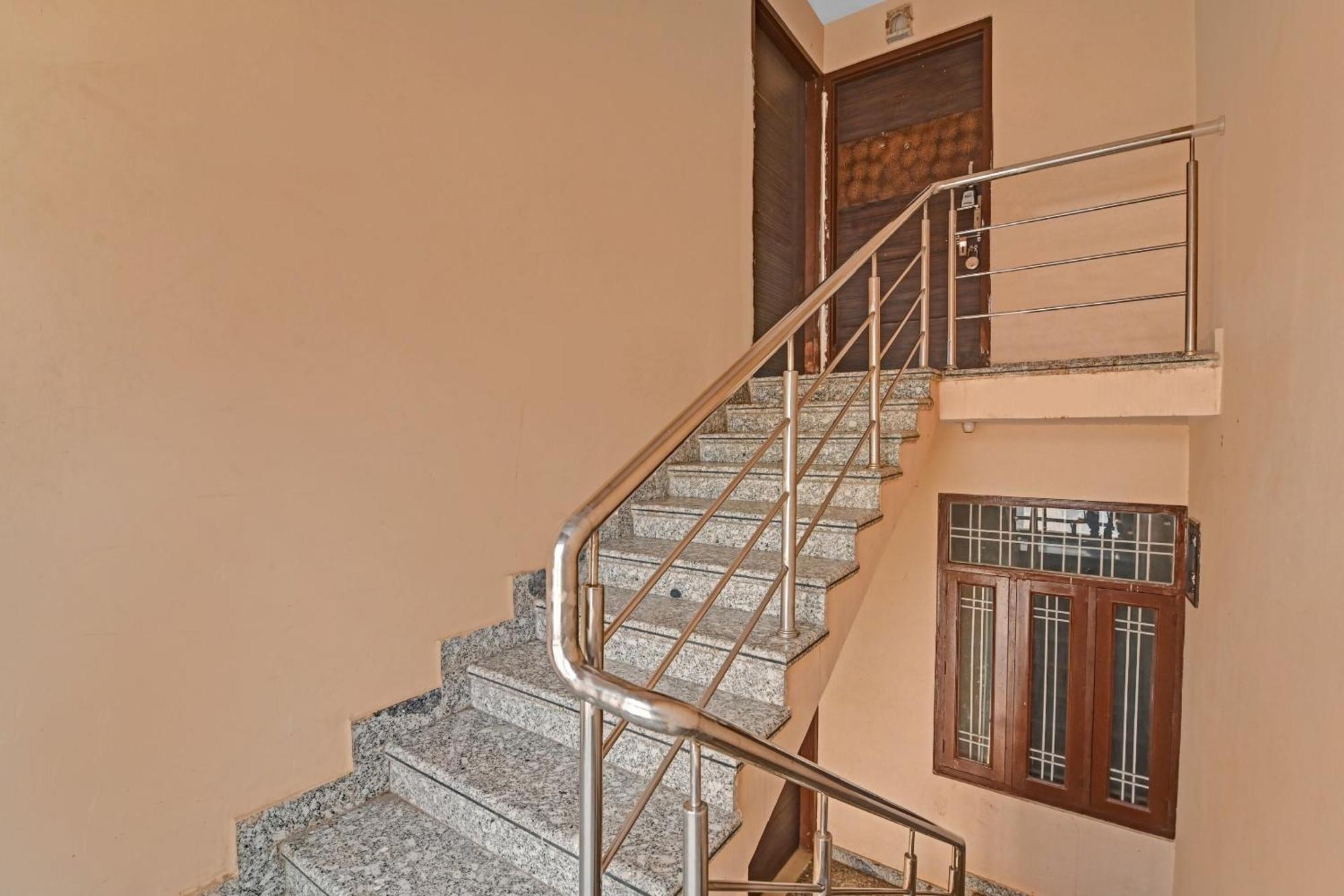 Hotel O Ved 2